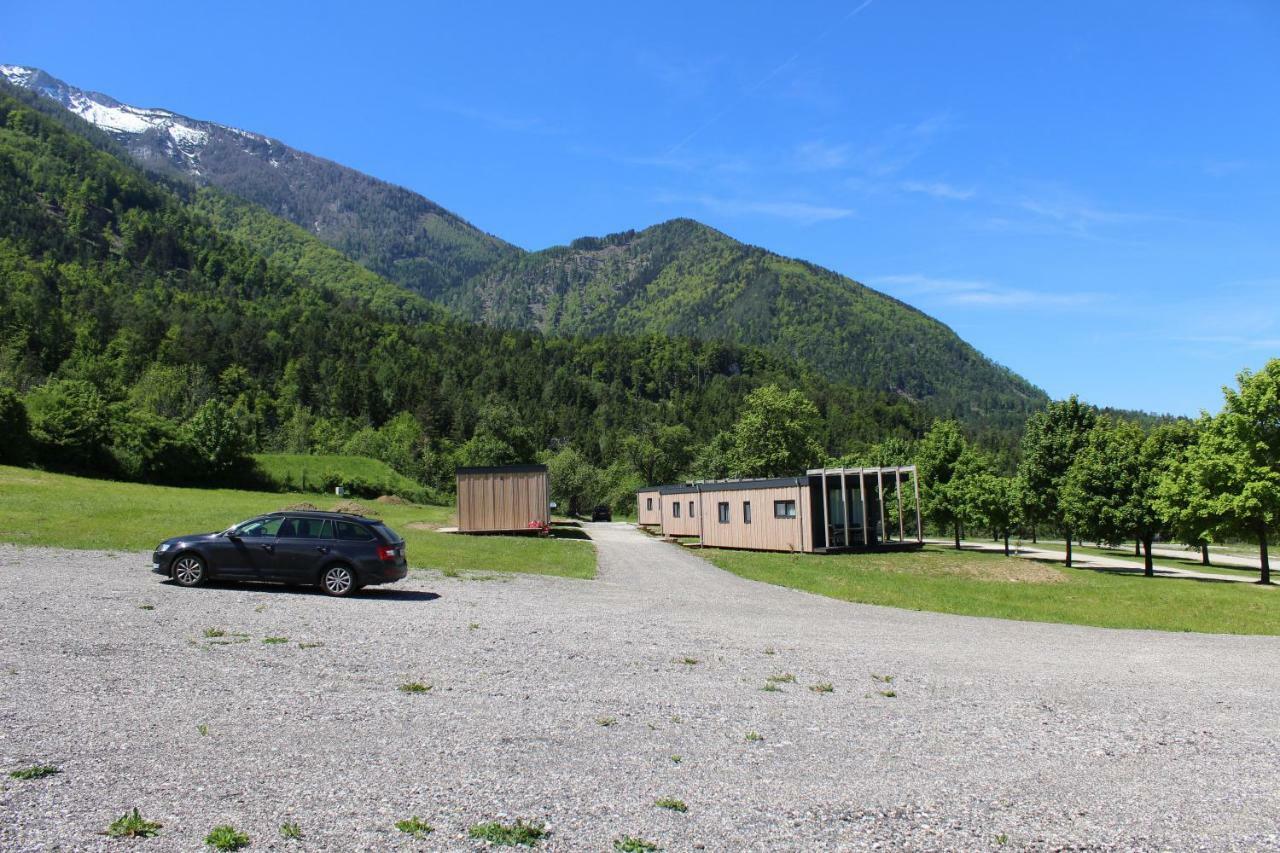 Chaletpark Petzen Hotel Feistritz ob Bleiburg Bagian luar foto