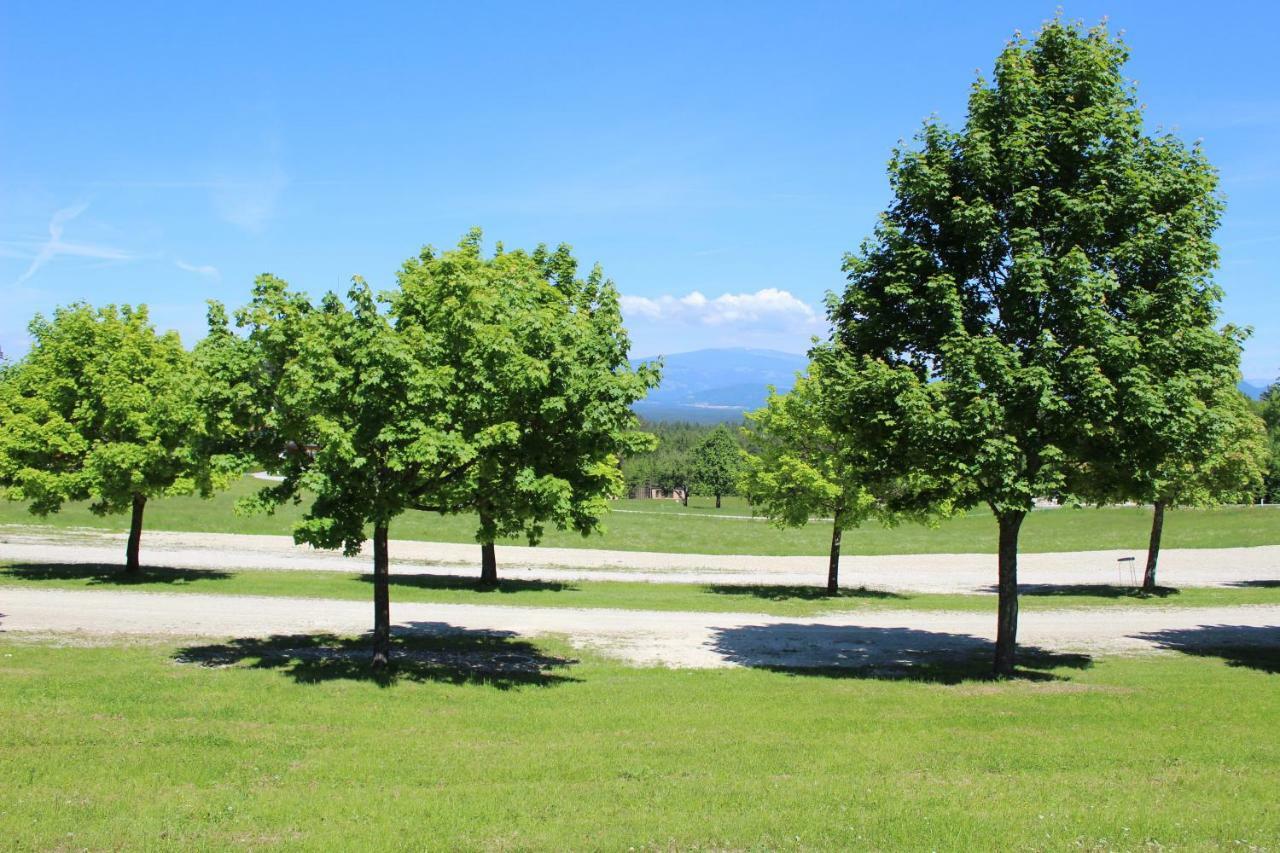 Chaletpark Petzen Feistritz ob Bleiburg Bagian luar foto